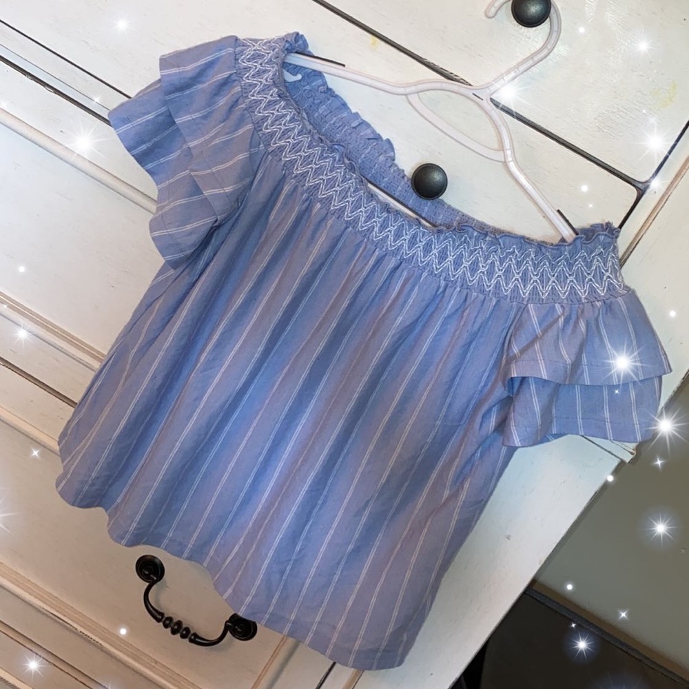American Eagle Blue and White Top